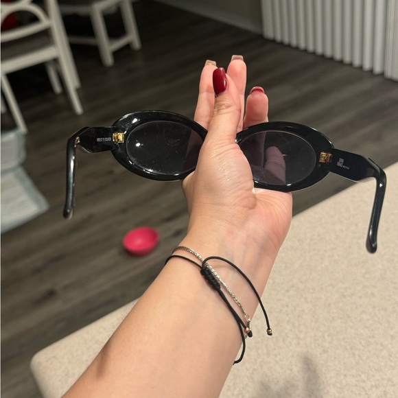 Authentic Gianni Versace Medusa Sunglasses - Picture 10 of 10